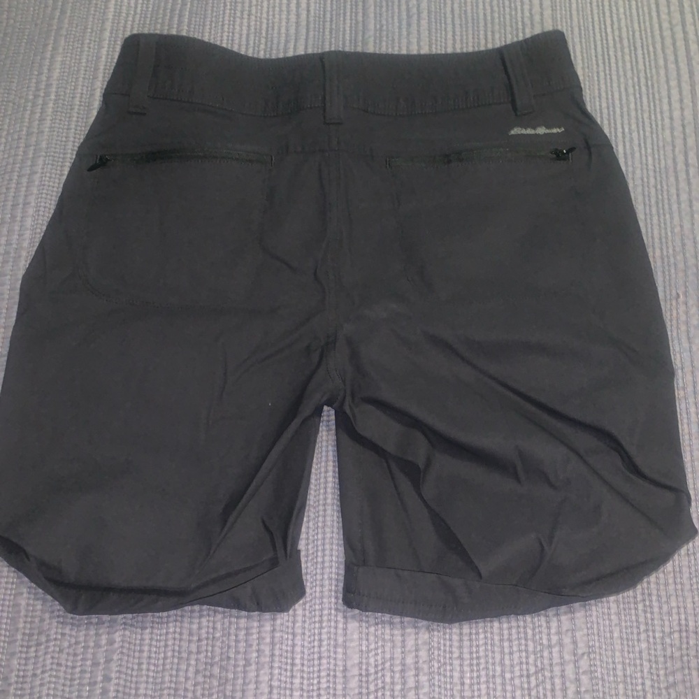 Mid length Cargo shorts